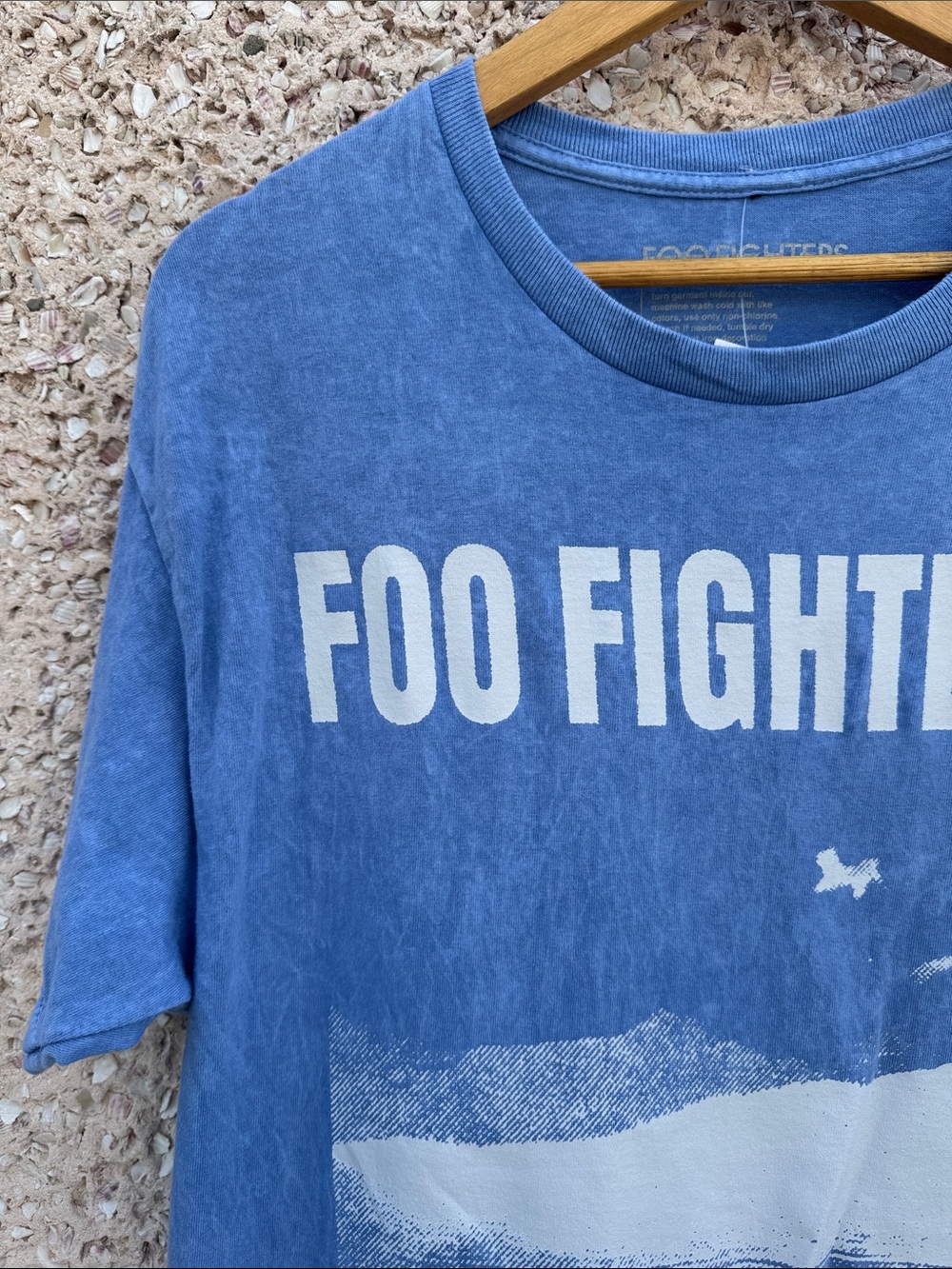 Foo Fighters Graphic Concert Tee NWT